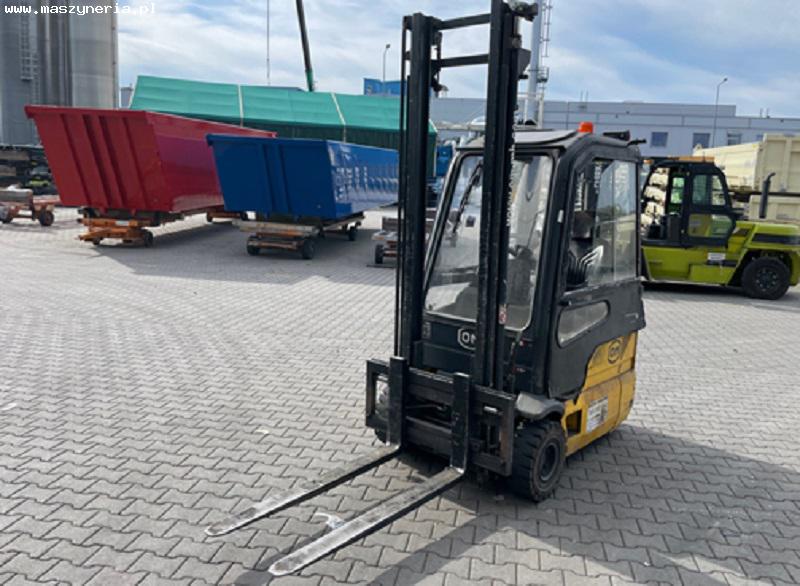 Carrelli elevatori in vendita